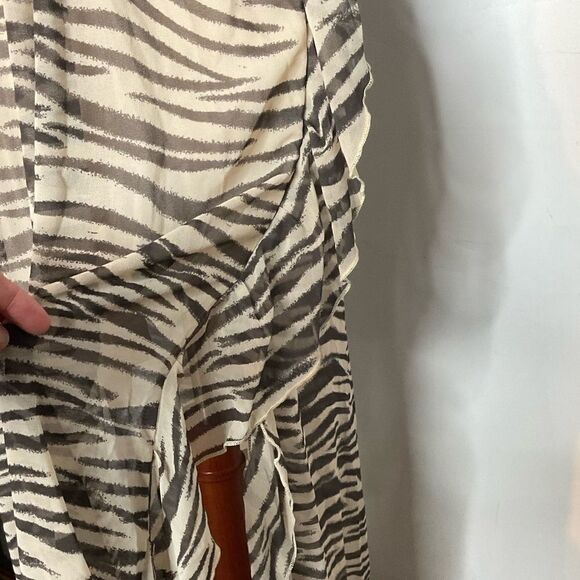 NWT Olivaceous Zebra Safari Print Ruffle Slit Side Maxi Dress Medium - Picture 6 of 12